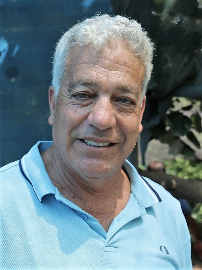 אביק קוסטיצקי